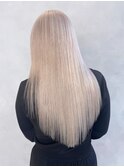 ホワイトブロンドロング美髪韓国ヘアおくれ毛_ba543053