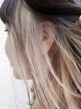 ブロック ジャポン(bloc japon) ホワイトベージュのインナーカラー 上品な大人デザインカラー