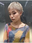 ハイトーンブロンド×ベリーショート
