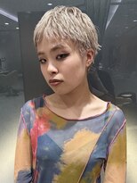 ピークアブー 銀座中央通り(PEEK-A-BOO)&nbsp;ハイトーンブロンド×ベリーショート