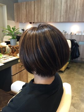 ブラン(Blanc) ショートボブ