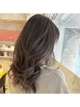 アイディール 心斎橋店(:ideal) 20代30代40代☆極細シークレットハイライト☆白髪を味方に