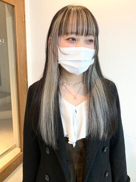 サクラ オモテサンドウ(SAKURA) インナーカラー　フェイスフレーミング　ホワイトカラー