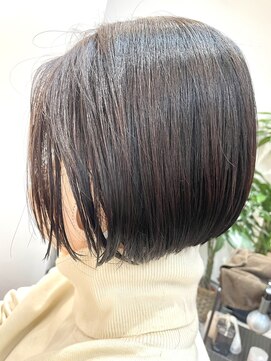 サンテ 東神奈川(Sante) タートルネック×ボブ