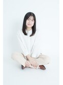 シースルーバングとストレートミディアムで綺麗可愛く♪