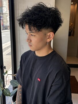 ヘアー アイス ルーチェ(HAIR ICI LUCE) スペインカールアップバングショートフェード／大矢