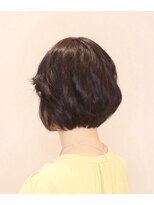 アンベリールフルー(EMBELLIR fleur)&nbsp;ナチュラルゆる巻きフェミニンボブ　３０代４０代５０代　表参道