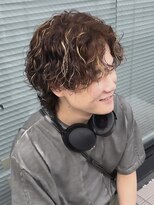 リベル(LIBER) ハイライトパーマ/サーフカール/ウルフカット/眉毛/八王子駅