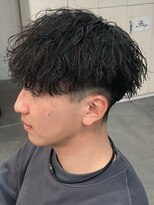 バース バイ ハピネス(BIRTH by happiness)&nbsp;緩め縦落ちツイストスパイラルパーマ　ツイスパ　縦落ち