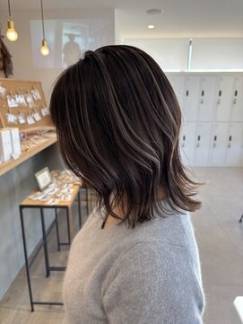 フィッカ(FIKKA) ナチュラルグレージュ