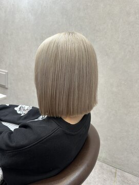 ロンド レア 天神大名店(Lond Le’a) メルティカラー/天神/似合わせカット/ウェーブミディアム