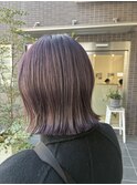 ラベンダーベージュ×切りっぱなしボブ