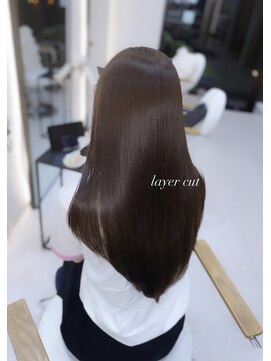 ジーナ 博多筑紫口(Zina) ハイレイヤーで後ろ姿も可愛く♪YURI/博多美容室