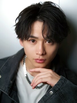 ルーシー 渋谷(LUCEY) センターパートフェザーパーマシャドウパーマメンズパーマ