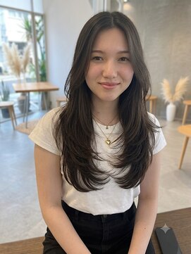 ピュットフラワー(PYT Flower) ふんわりレイヤーの抜け感ロング