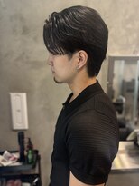 クロム(CHROM)&nbsp;センターパート×ニュアンスパーマ
