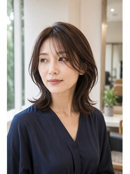 アッシュ 仙川店(Ash)の写真/もう白髪に悩まない。肌まで明るく魅せる「潤い艶カラー」で、鏡を見るたび5年前の自分に出会う感動を。