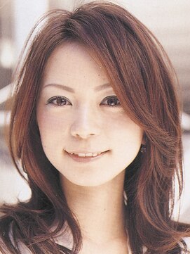 ジュールクラップ(Jul klapp) 大人かわいいミディアムスタイル