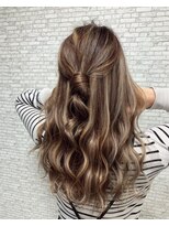 ホワイト(WHITE)&nbsp;[WHITE RYOTA] ピンクベージュ＋コントラストハイライト