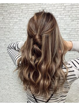 ホワイト(WHITE) [WHITE RYOTA] ピンクベージュ＋コントラストハイライト