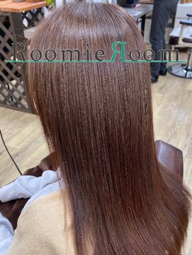 ルーミールーム(RoomieRoom) 安藤将士の髪質改善透明感艶サラ髪愛されストレート20代30代40