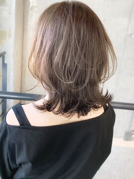 ウェイズ トウキョウ(Ways TOKYO) "ハイライトで作る【魔法のプラチナ】8トーンカラー★"柔色