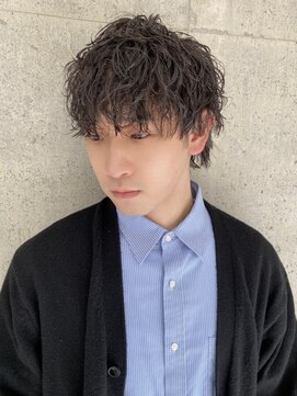 ロンドガルマン 名古屋(Lond GULLMAN) 波巻きパーマ、ウルフ