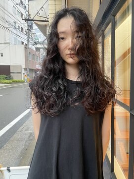 リル(Lilu) 髪質改善ではなく髪質を活かすパーマ　クロカワケンタ