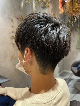 お花と犬と美容室 ショートマッシュ