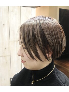 プレイス(PLACE) ツヤ感ショートボブ
