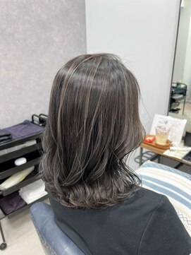 クラン 岡本(Chlan) コントラストハイライト×アッシュグレージュ