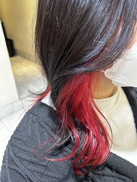 マイノリティー(Minority Produced By TOPHAIR) インナーカラー ブラック×レッド