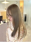 ハイトーンオリーブベージュ