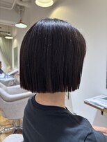 ジーナ(ZINA) 切りっぱなしボブ