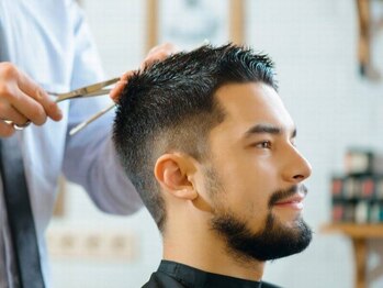 Classic SCISSORS【クラシック　シザーズ】【12月下旬 NEW OPEN（予定）】 の写真/ONもOFFもキマるスタイルをご提案！再現性を重視したカットで、スタイリングが簡単なスタイルに。