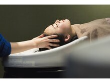 【髪質改善/ヘッドスパ】健康な髪を育む頭皮ケア☆ターンオーバーを正常に戻し地肌の保湿と血行促進！