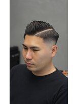 ワイズチョップガレージ(Y's CHOP GARAGE)&nbsp;ハードパート　スキンフェード　ライン