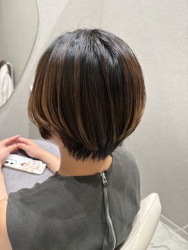 ロエ(Lowe') カラーは地毛までリセット中