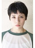 肌馴染みのいいショートヘア