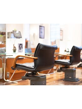 【似合わせカット￥5500】お子様と一緒のご来店OK☆忙しいママさんも気軽に髪質改善◎《銀座駅徒歩1分》