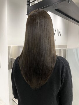 サロウィン 池袋(SALOWIN) 透明感オリーブベージュ × 髪質改善 #059