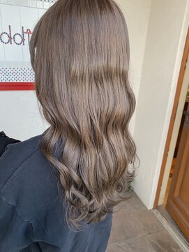 パディントン(Paddington) 隠し味はオリーブカラー☆上品ベージュが質感最高♪