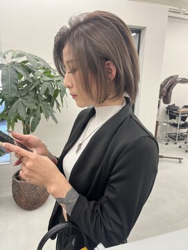 ティミー(Timmy) レイヤーボブ