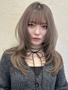 ライン(LINE) 韓国風/レイヤー/小顔/前髪カット/髪質改善/グレージュ/透明感