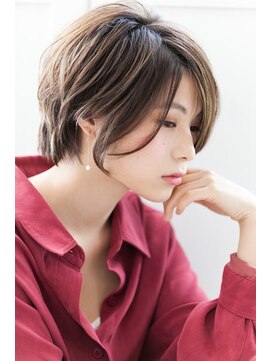 リル 8F 銀座(Rire) 【Rire-リル銀座-】大人美人マッシュショート