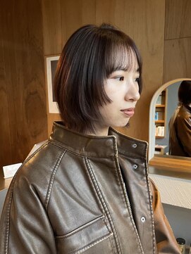 ステップレイヤーボブにチョコレートカラー