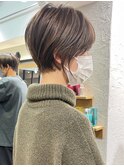 30代40代50代大人ショート髪型丸顔前髪あり似合わせ　安