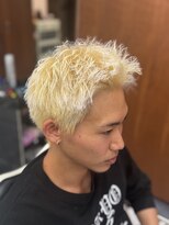 フランクス バーバー ウエストトウキョウ 吉祥寺店(FRANK’S BARBER WEST TOKYO) リバースセンターパートニュアンスパーマニュアンスウルフダウH