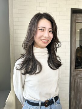 アルマモモ(Alma momo) ダークパープル/ナチュラルショート/ミルクブラウン/夏/伏見桃山
