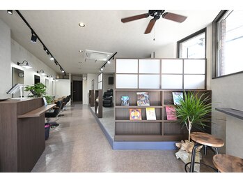 ノイ(noi)の写真/駅から徒歩6分。静かな住宅街の中のサロン